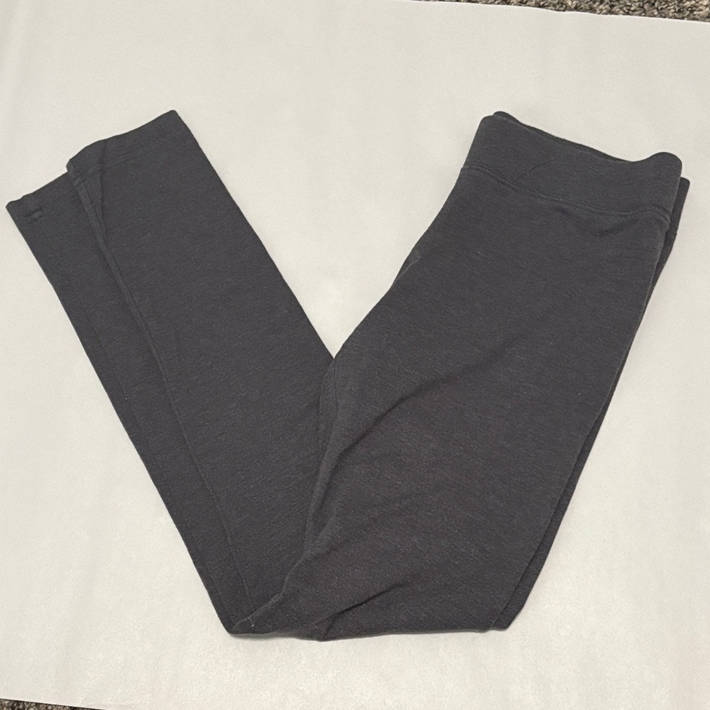 Aeropostale women’s dark gray leggings size: M
